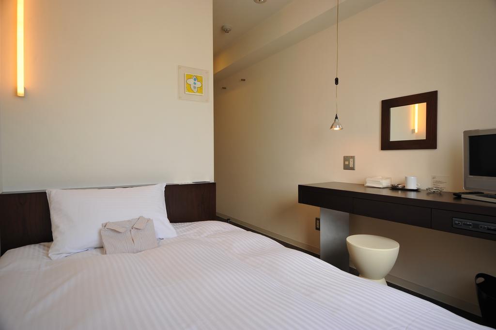 7 Days Hotel Plus Kōchi Kamer foto